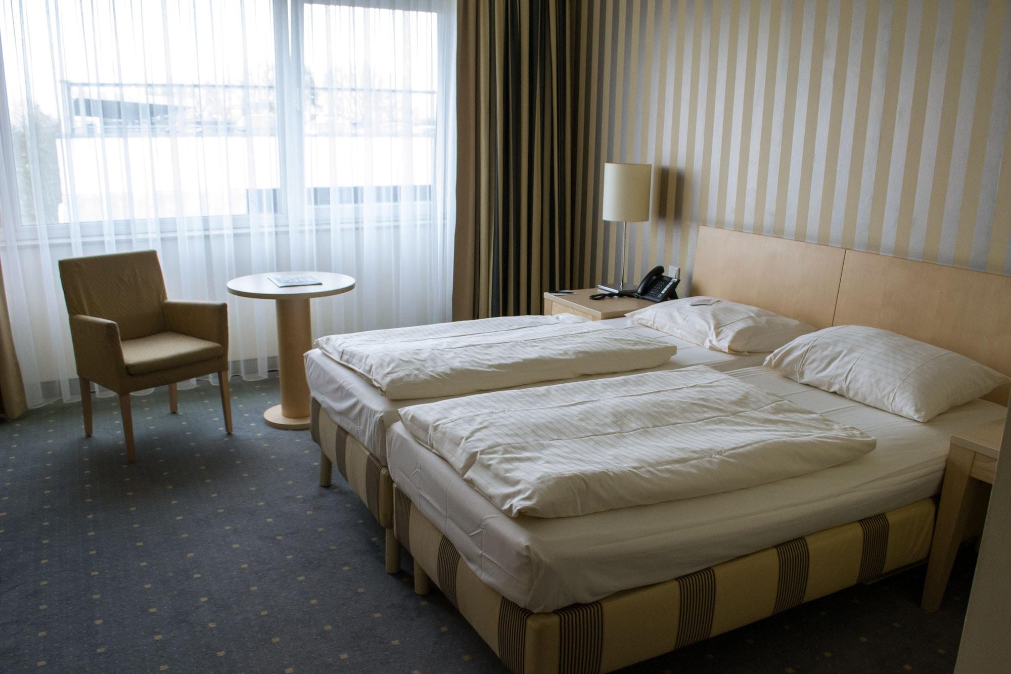 Relexa Hotel Ratingen City Extérieur photo