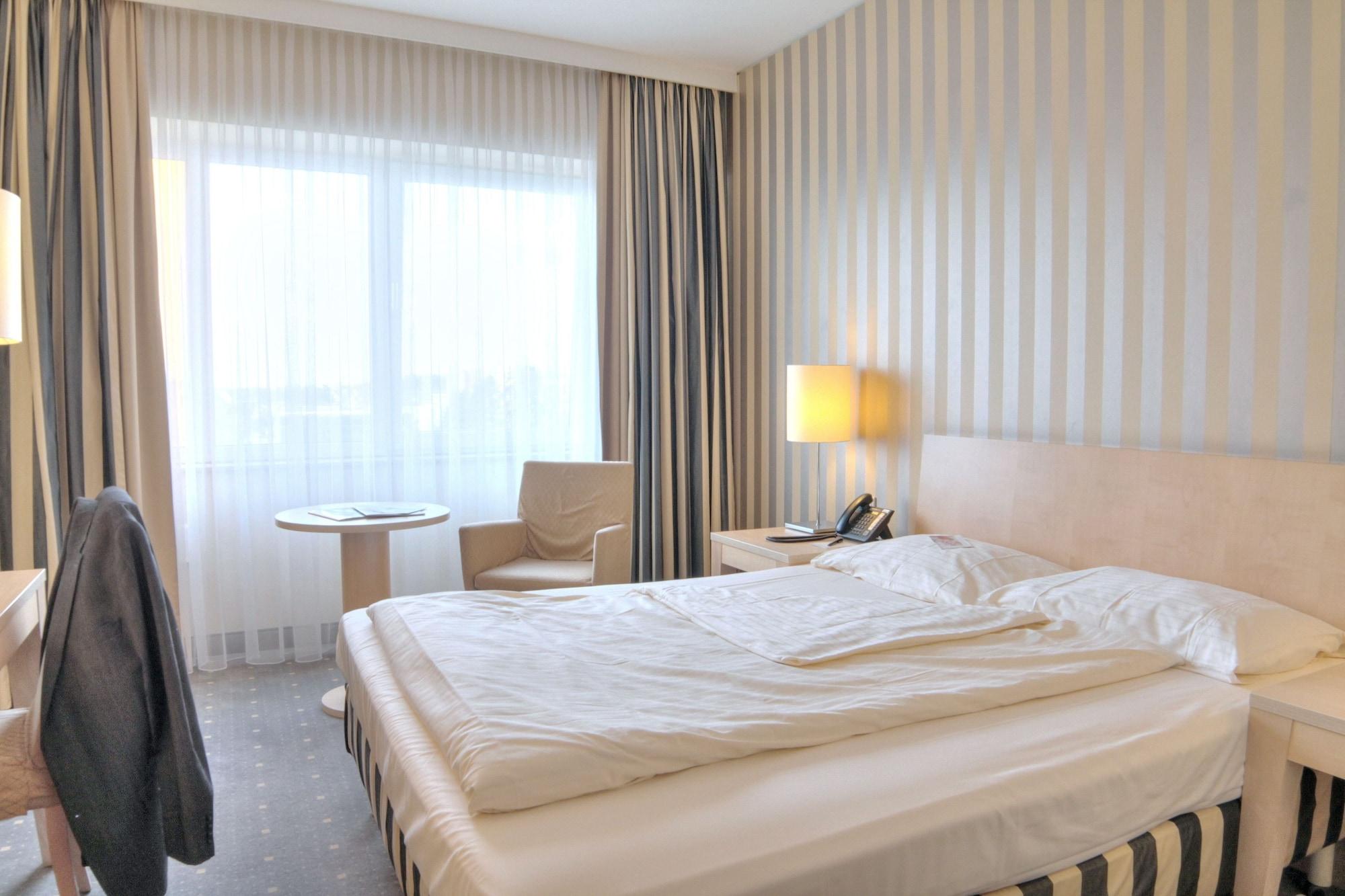 Relexa Hotel Ratingen City Extérieur photo