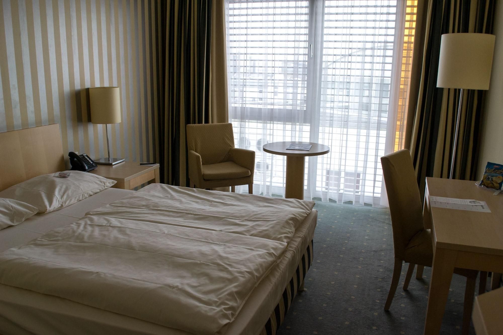 Relexa Hotel Ratingen City Extérieur photo