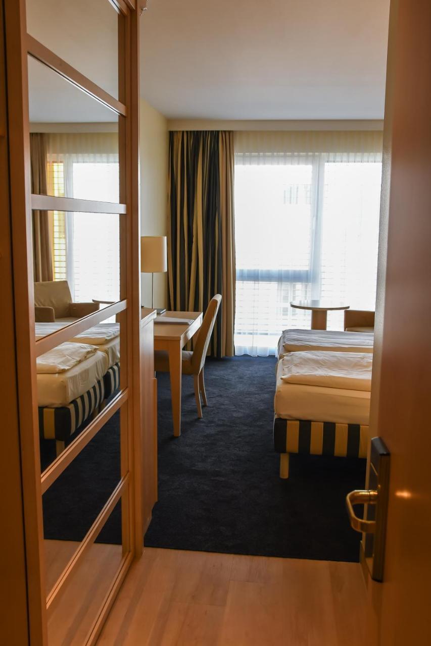 Relexa Hotel Ratingen City Extérieur photo