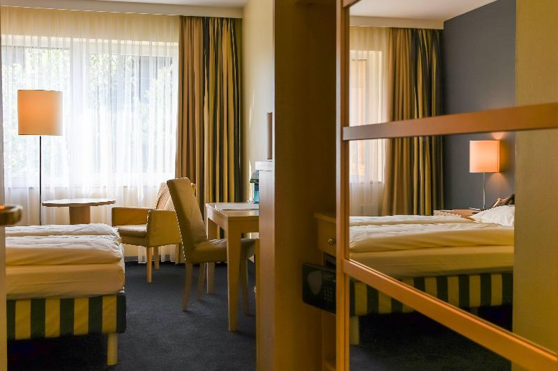 Relexa Hotel Ratingen City Extérieur photo